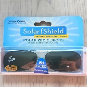❤️NWT❤️ Polarized Clip-On Sunglasses with Scratch-Resistant Lenses